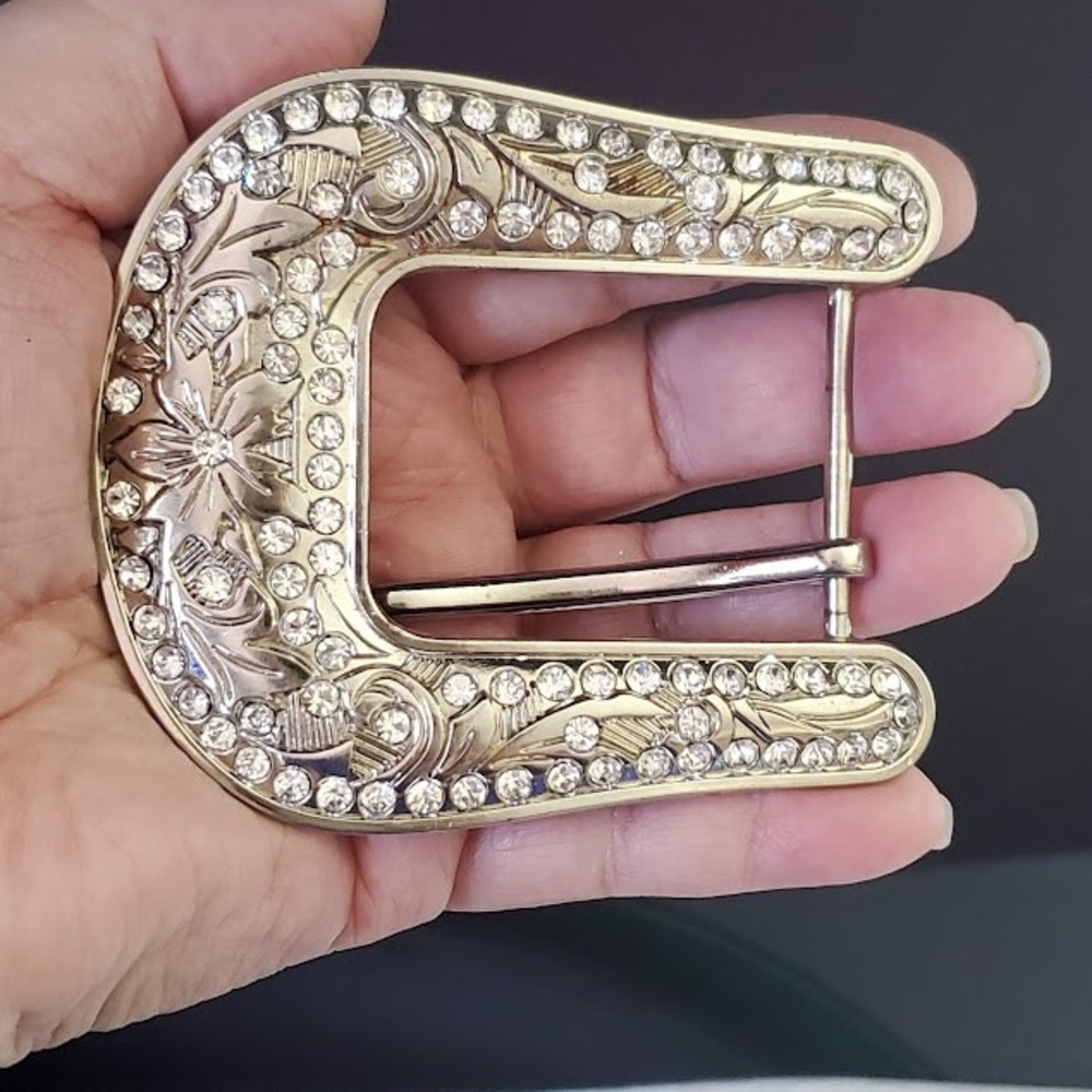 Silver Tone Rhinestone Western Belt Buckle Floral Engraved Cowgirl Rodeo Bling